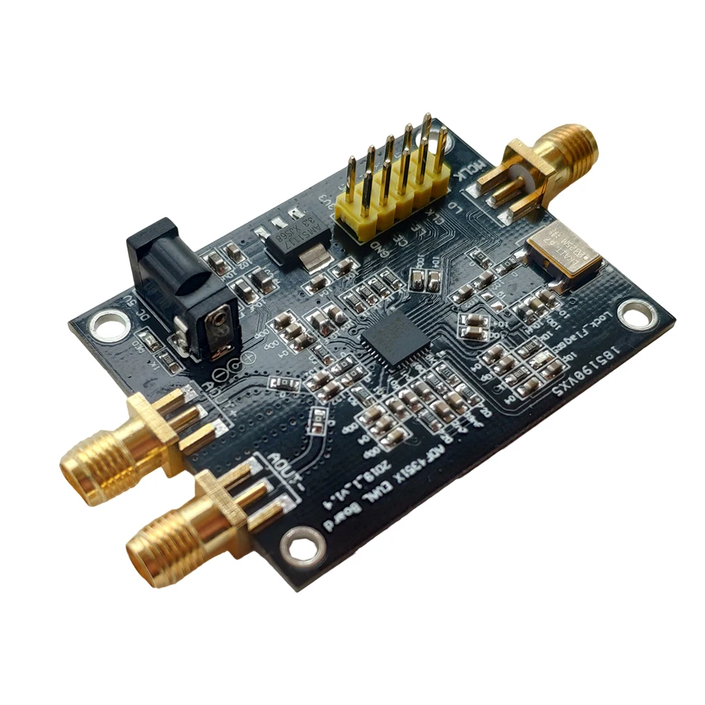 35M-4.4 GHz PLL RF Zdroj Signálu Frekvenční Syntezátor ADF4351 Development Board